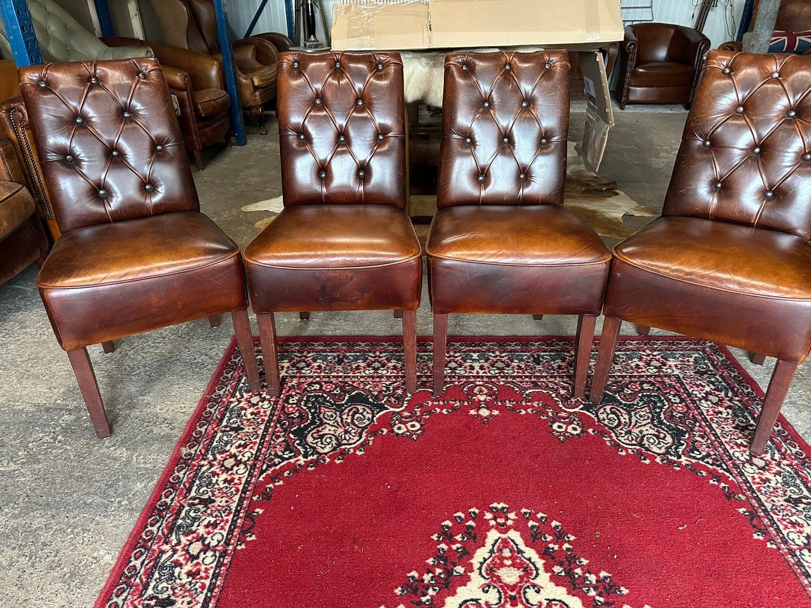 Exclusieve leren Chesterfield eetkamerstoelen. Bendic, Ophalen, Bruin, ., Chesterfield