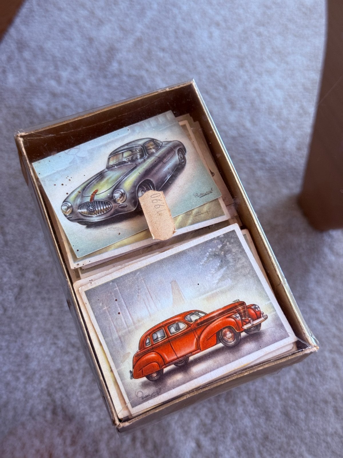 Vintage sigarettenkaarten met klassieke auto's, Verzamelen, Ophalen of Verzenden, Gebruikt, Auto's