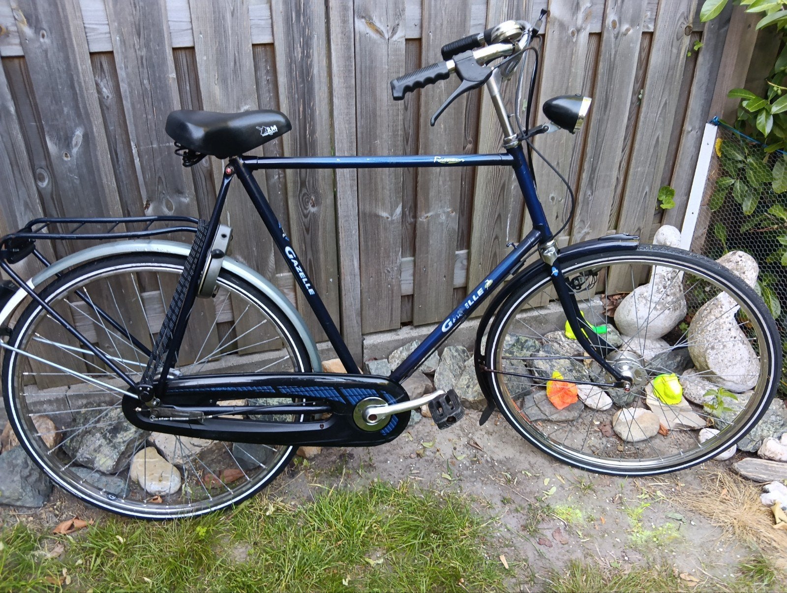 Gazelle,hoge framemaat 66cm,28" 3 versnellingen €25, Fietsen en Brommers, Fietsen | Heren | Herenfietsen, Ophalen, Gebruikt, Versnellingen