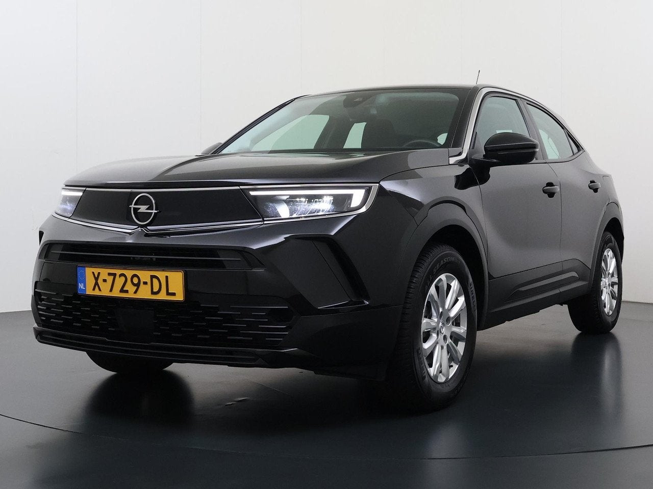 Opel Mokka-e Electric Level 2 50 kWh | Navi (bj 2023), Auto's, Automaat, Parkeersensor, 136 pk, Gebruikt