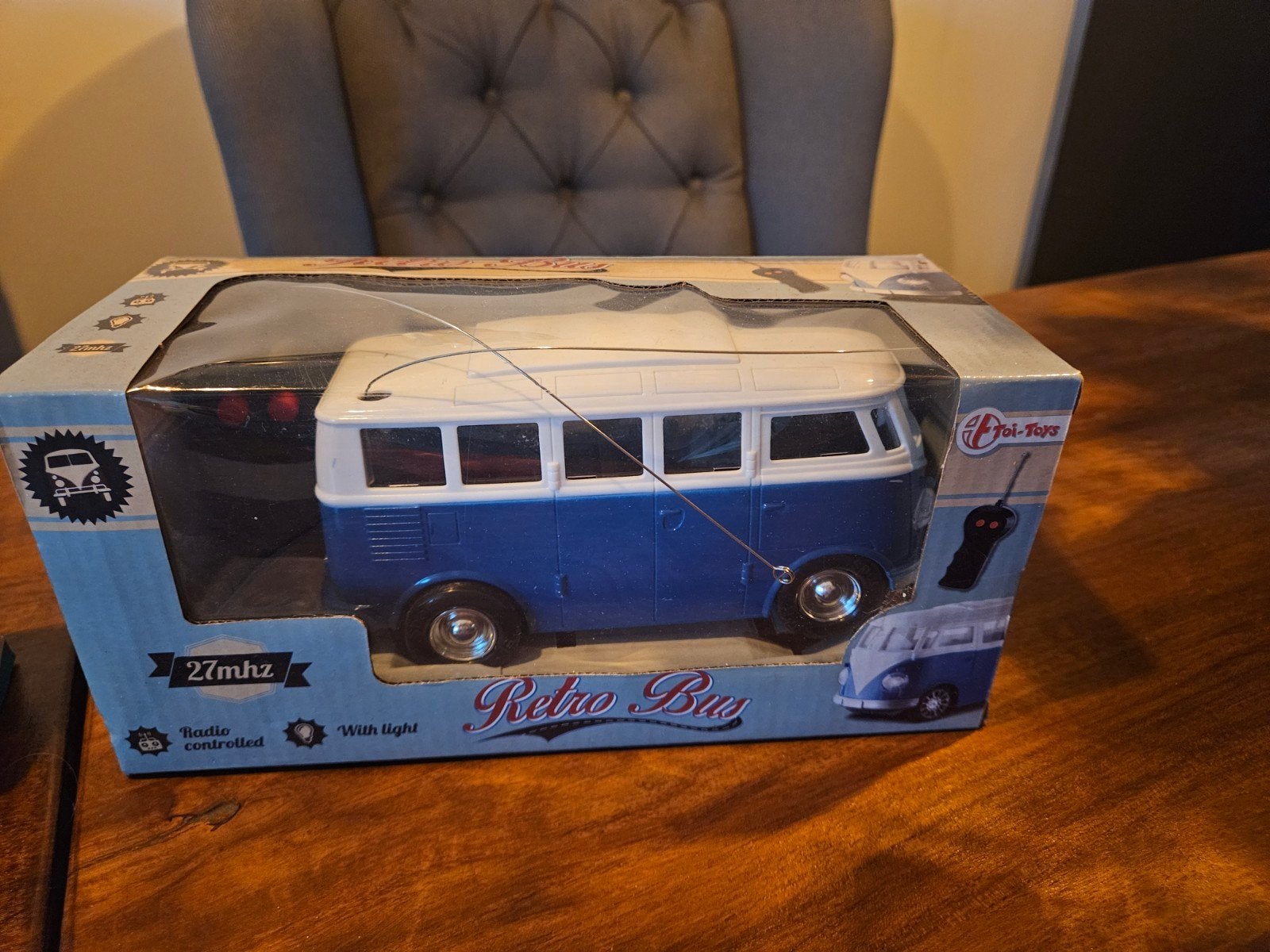 Nieuwe RC Retro Bus - Blauw/Wit - 27MHz, Elektro, Nieuw, Ophalen of Verzenden, Auto onroad