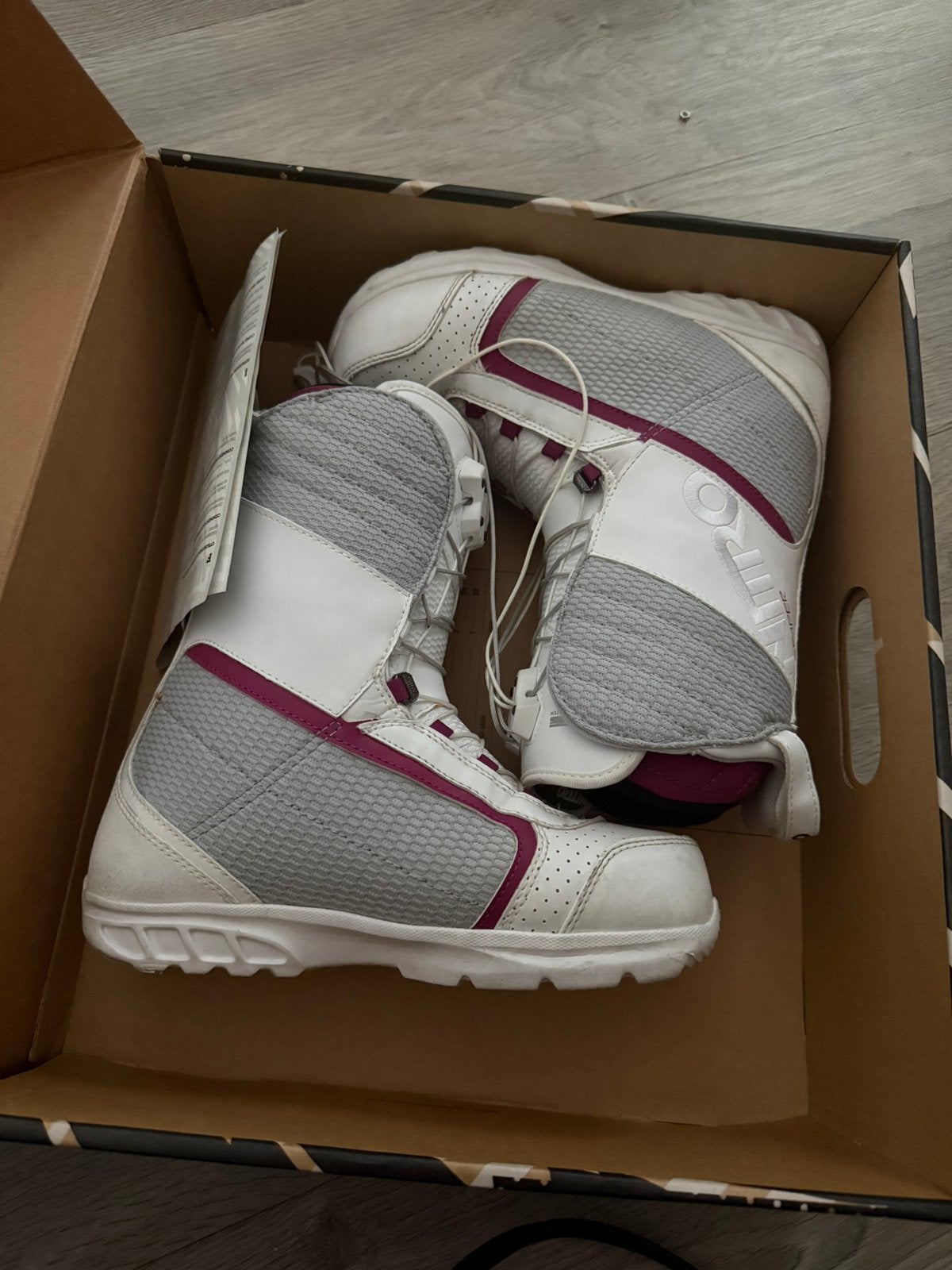 Snowboardschoenen, Ophalen of Verzenden, Zo goed als nieuw, Schoenen