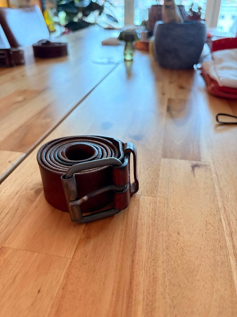 Bruine leren herenriem met metalen gesp, Kleding | Heren, Echt leder, Riem of Ceintuur, Gedragen, Onbekend