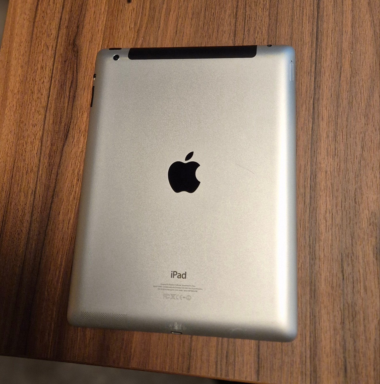 iPad Apple tablet, Overige merken, 50 Hz, Ophalen of Verzenden, Zo goed als nieuw