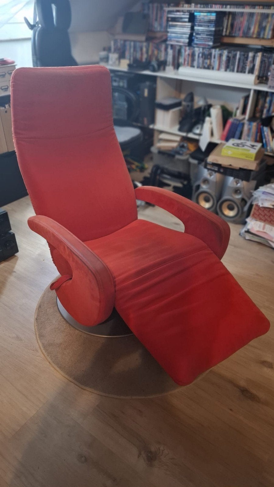 Comfortabele rode relaxfauteuil met draaivoet, Ophalen, Gebruikt, 75 tot 100 cm, 75 tot 100 cm