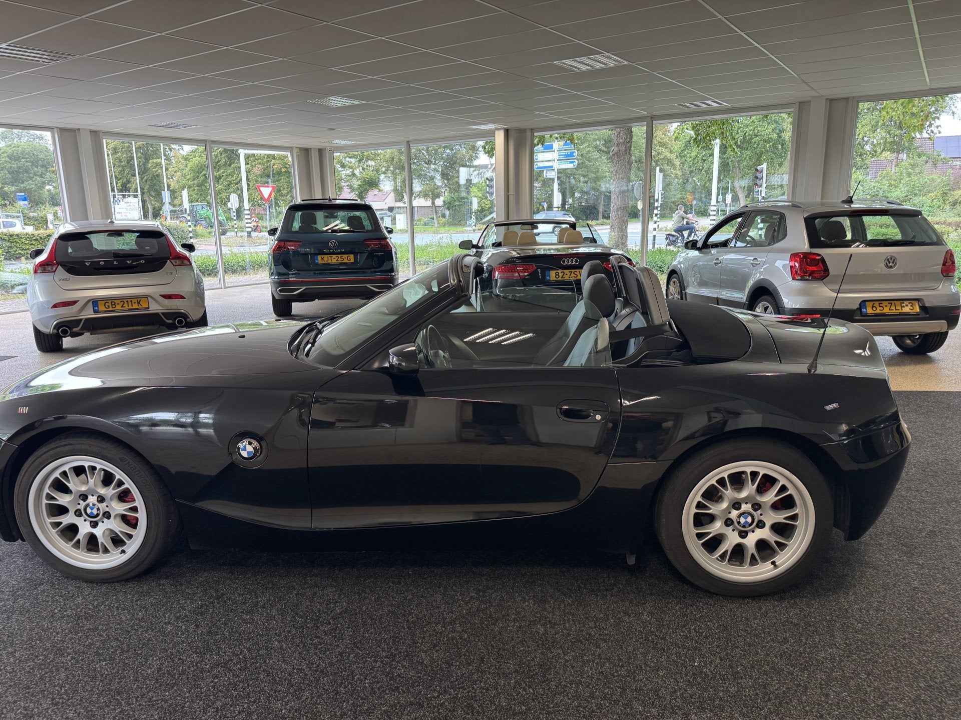 Foto 15 van BMW Z4 Roadster 2.2i heerlijke zes cilinder voor nog jaren r