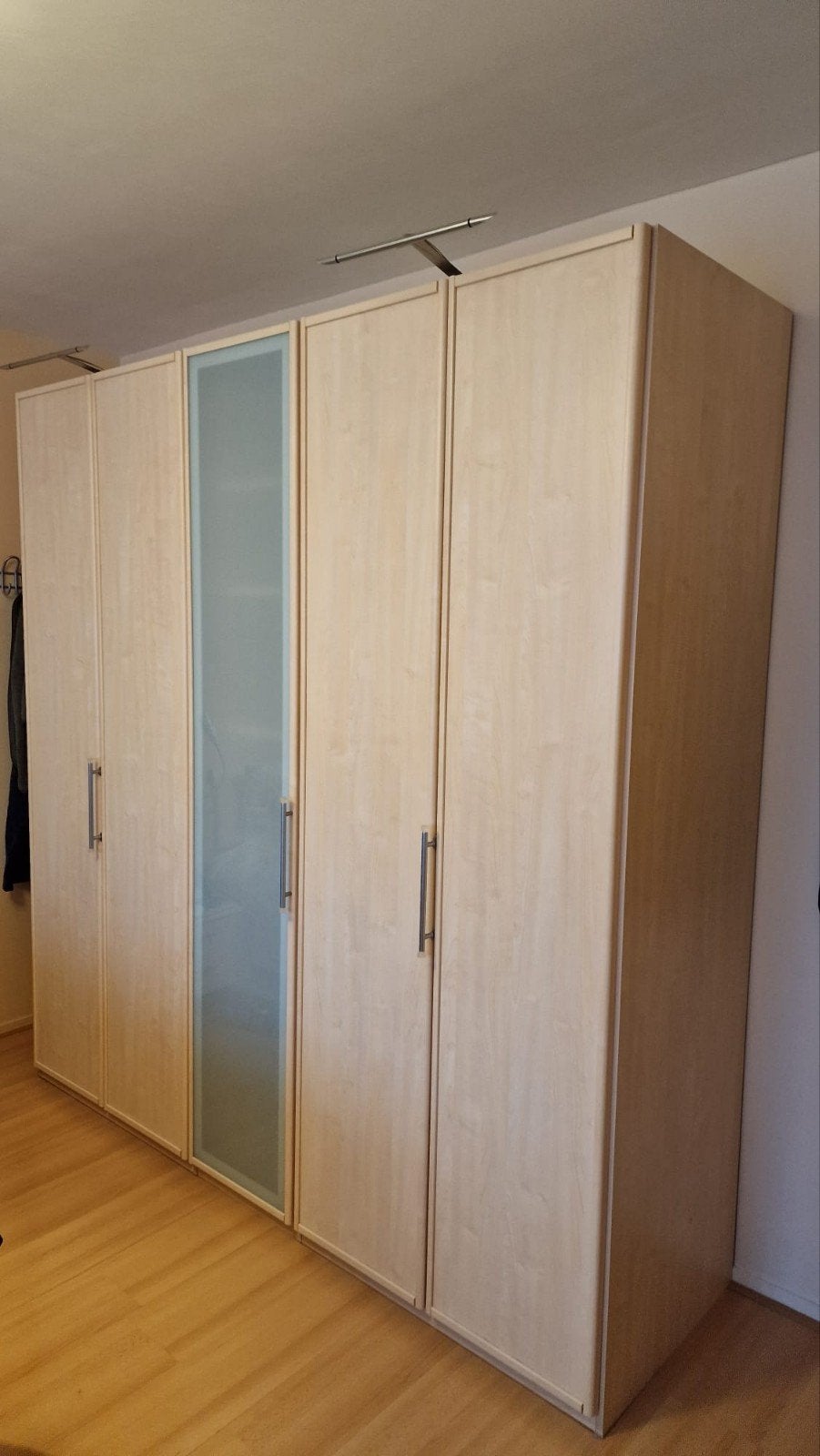 Acero Ahorn Kledingkast met Vouwdeuren en Matglas, Huis en Inrichting, Ophalen, Met deur(en), Zo goed als nieuw, 200 cm of meer