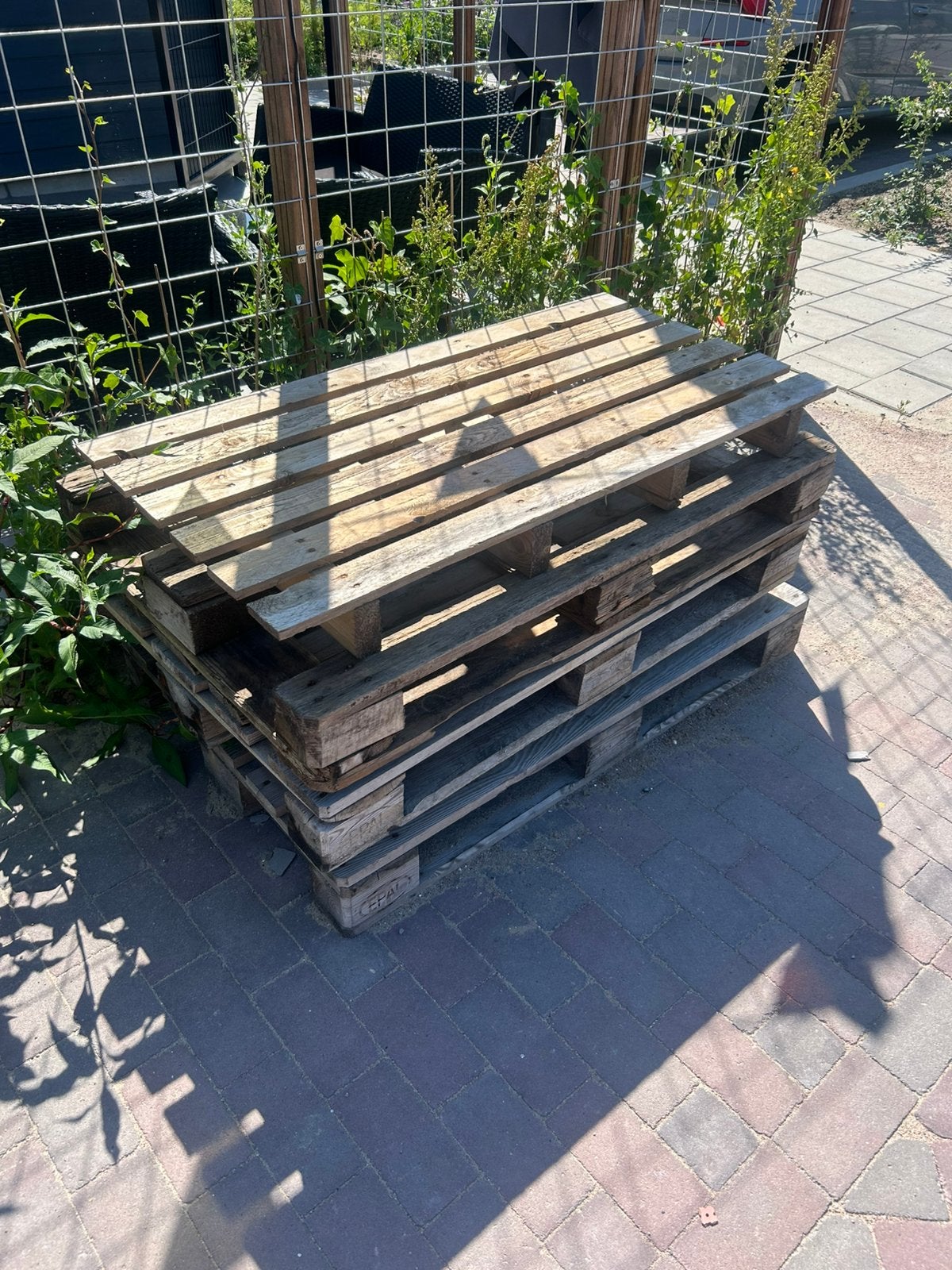 3 GRATIS PALLETS, Doe-het-zelf en Verbouw, Hout en Planken, Ophalen, Zo goed als nieuw, Pallet, Minder dan 200 cm