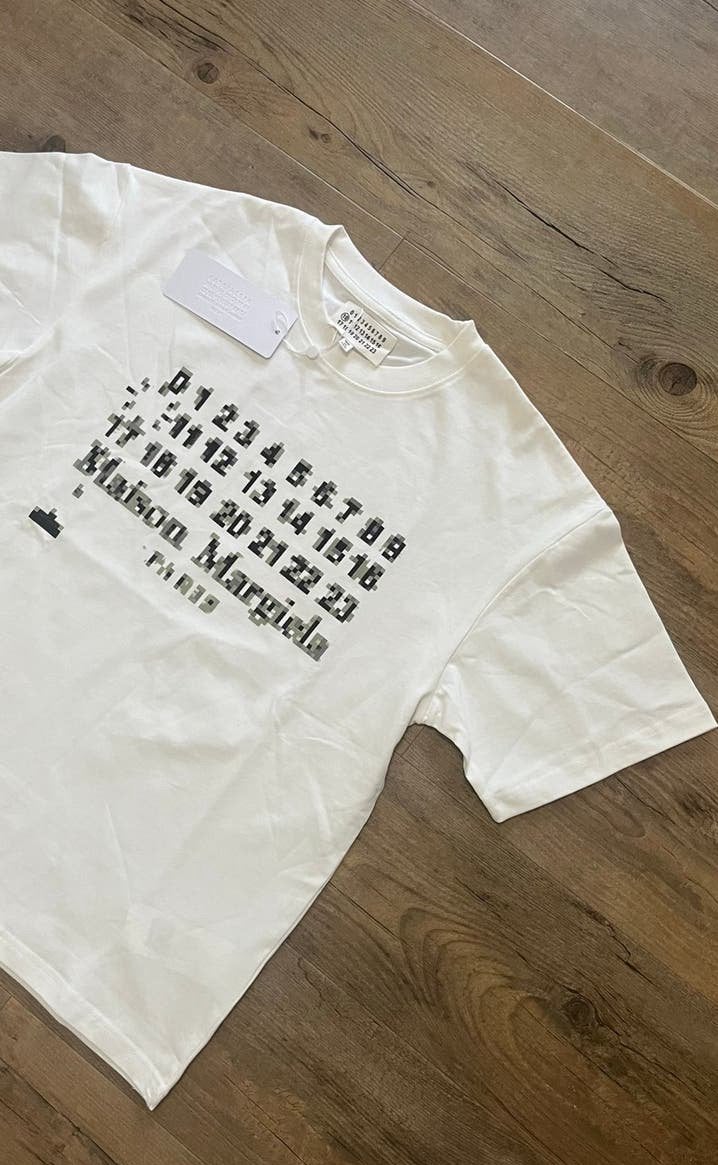 Maison Margiela T-shirt met pixelprint, Verzenden, Nieuw, Maat 46 (S) of kleiner, Wit