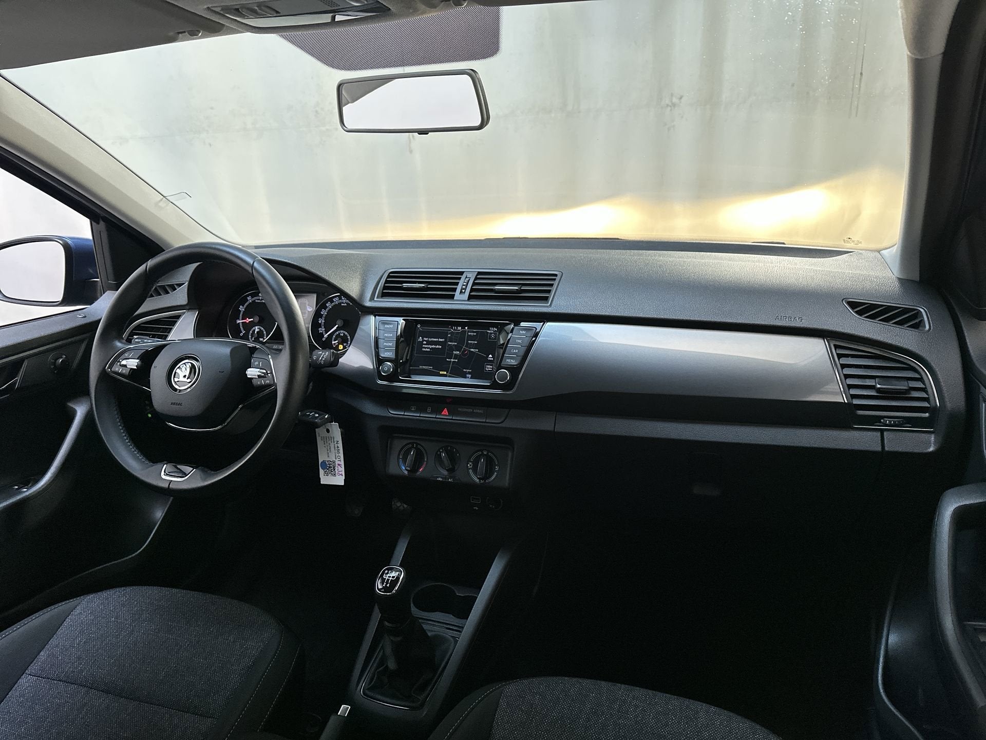 Skoda Fabia Combi 1.0 TSI Business Edition Navigatie App-Con, Auto's, Dealer onderhouden, Stof, Gebruikt, 95 pk