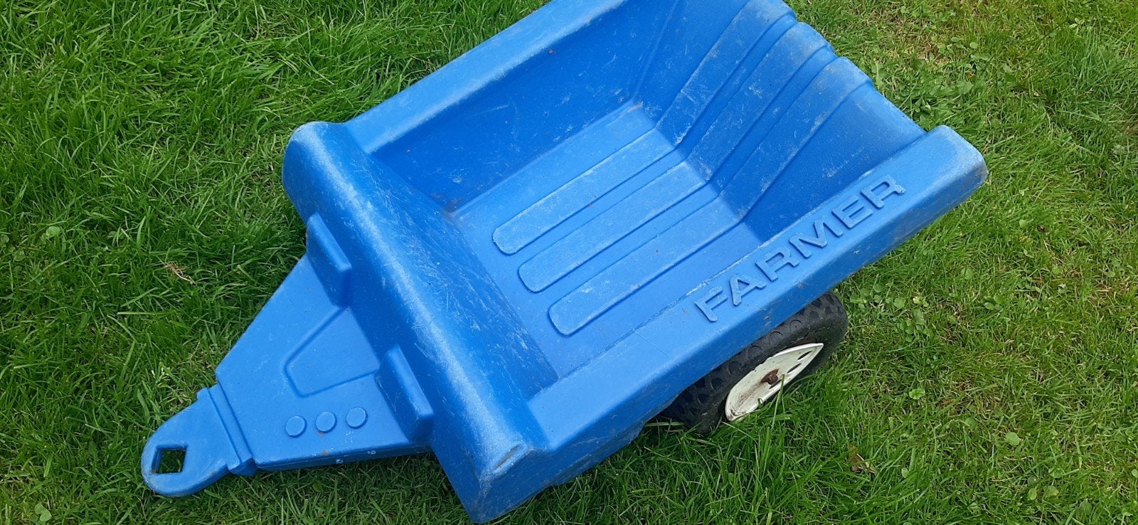 Farmer kar voor traptrekker - Blauw, Ophalen, Gebruikt
