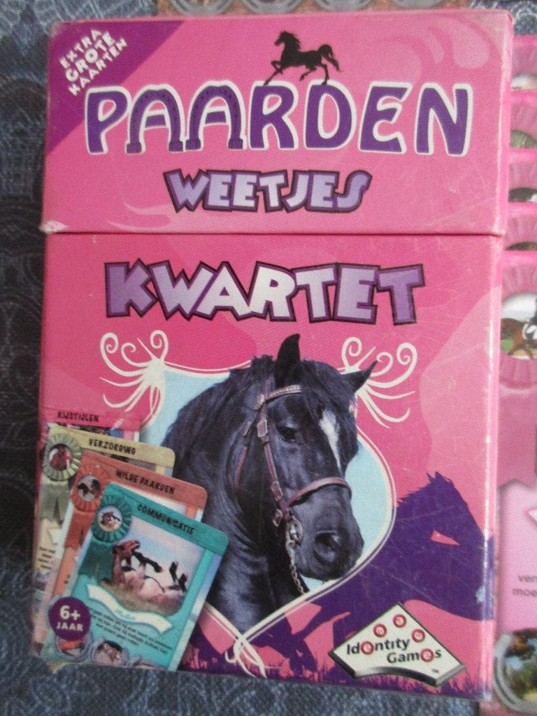 als nieuw! 4 x Weetjes Kwartet - Educatief Kaartspel, Ophalen of Verzenden, Zo goed als nieuw, Kwartet(ten)