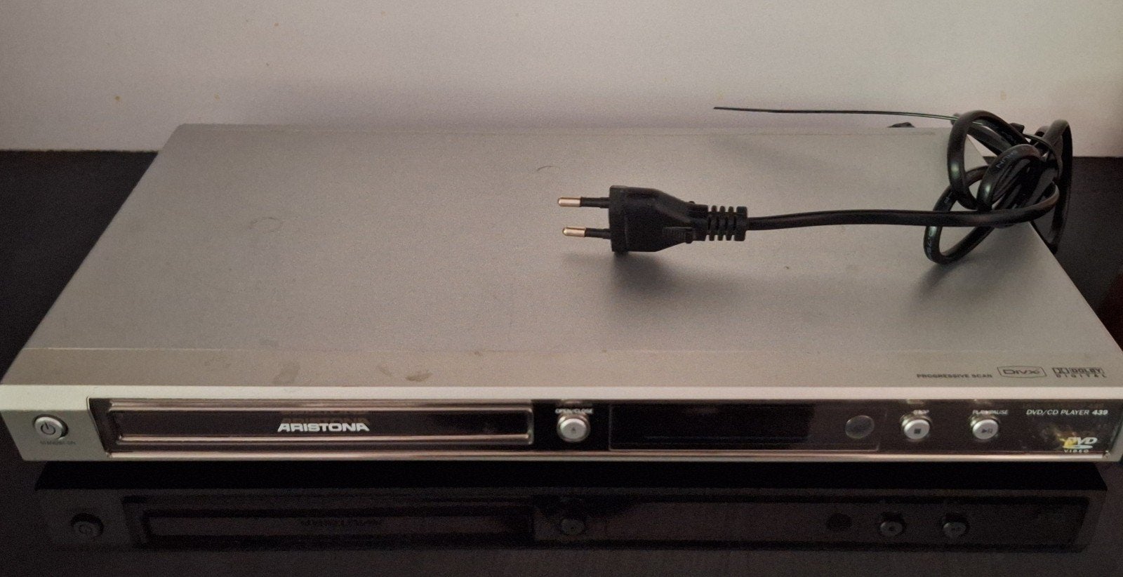 Aristona ADV439/12 DVD Speler - Zilver, Ophalen of Verzenden, Gebruikt, Dvd-speler, Overige merken
