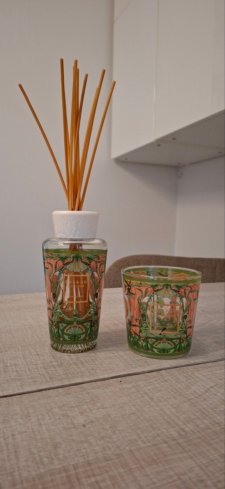Baobab collection Tommorrowland lege geurstokjesfles +kaars, Huis en Inrichting, Ophalen of Verzenden, Groen, Glas, Kaars