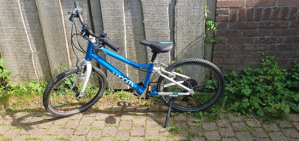 Woom 4 kinderfiets blauw 20 inch, 20 inch of meer, Gebruikt, Velgrem, Ophalen