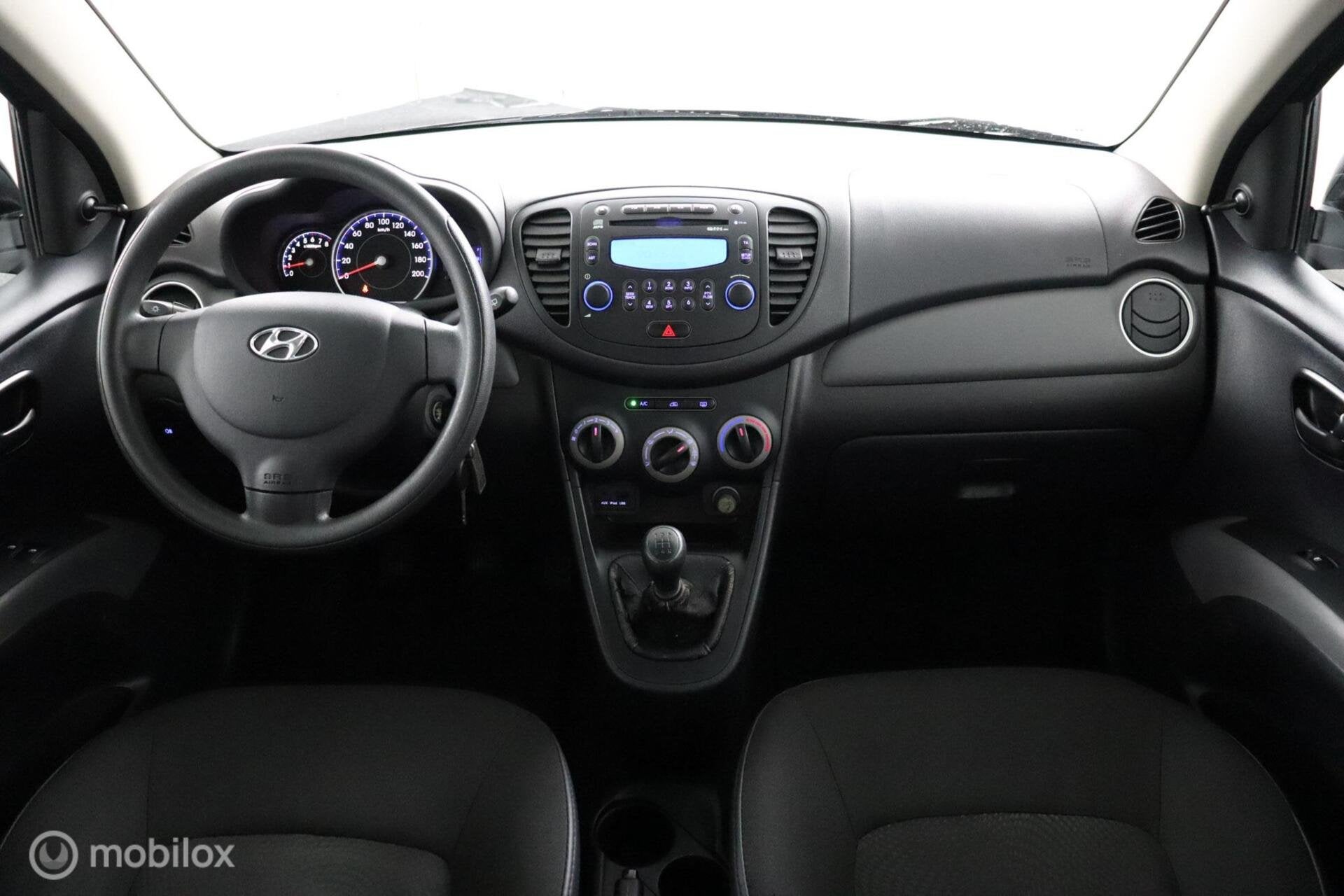 Hyundai i10 1.1 i-Drive Cool AIRCO / ORIGINEEL NAP / APK 30-, Euro 5, 4 cilinders, 400 kg, Zwart