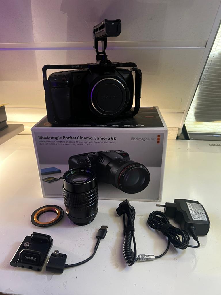 Blackmagic Pocket Cinema Camera 6K, Overige merken, Info-usa@blackmagicdesign.com, Overige soorten, Zo goed als nieuw