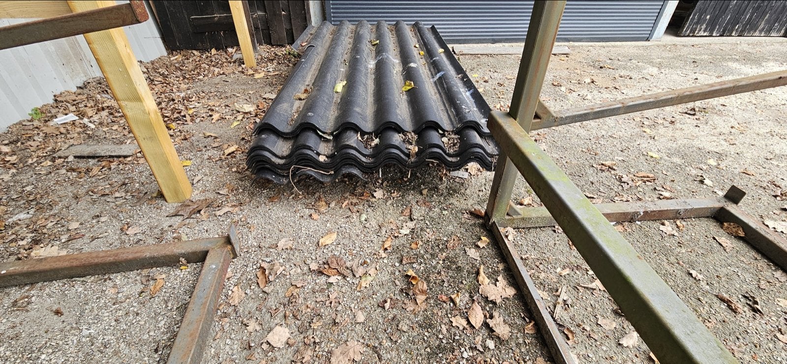 Eternit golfplaten - 10 hele, 2 met hoekje, Ophalen, Overige materialen, Gebruikt, Golfplaat