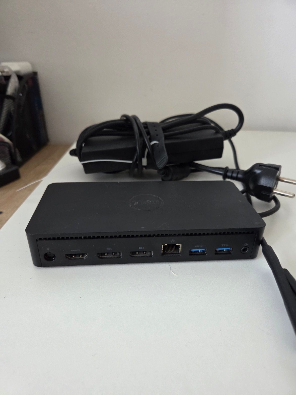 Dell Docking Station met adapter 130W - D6000, Computers en Software, Ophalen, Dell, Docking station, Gebruikt