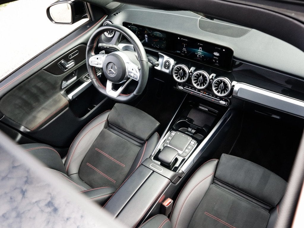 Mercedes-Benz GLB 200 Business Solution AMG 2e-Eig. & Keurig, Auto's, Mercedes-Benz, 12 maanden, 4 cilinders, Origineel Nederlands