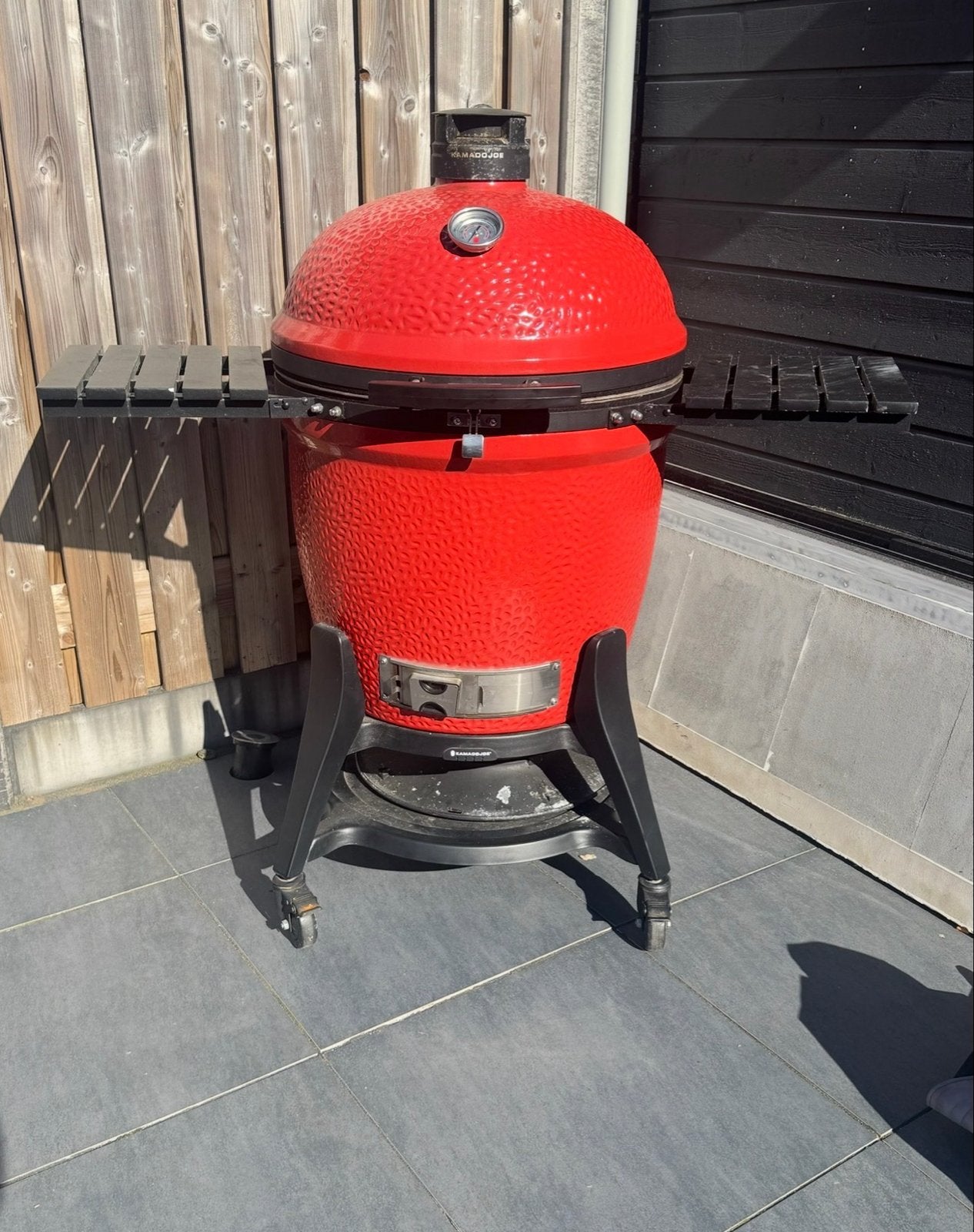 2x Kamado Joe Big Joe 3 wegens beëindiging hobby, Ophalen, Gebruikt