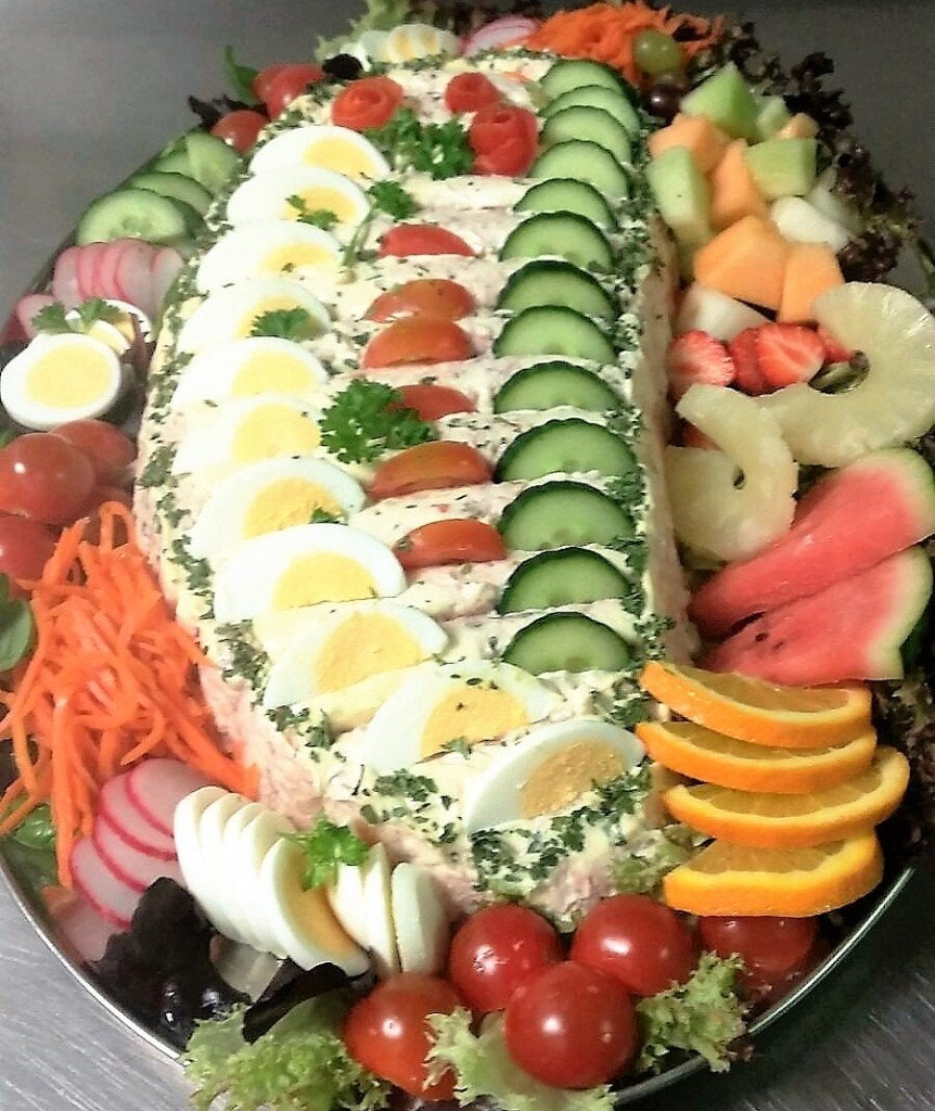 Salades / hapjes warm en koud buffet vanaf €5,50 p/p, Ophalen, Nieuw, Overige