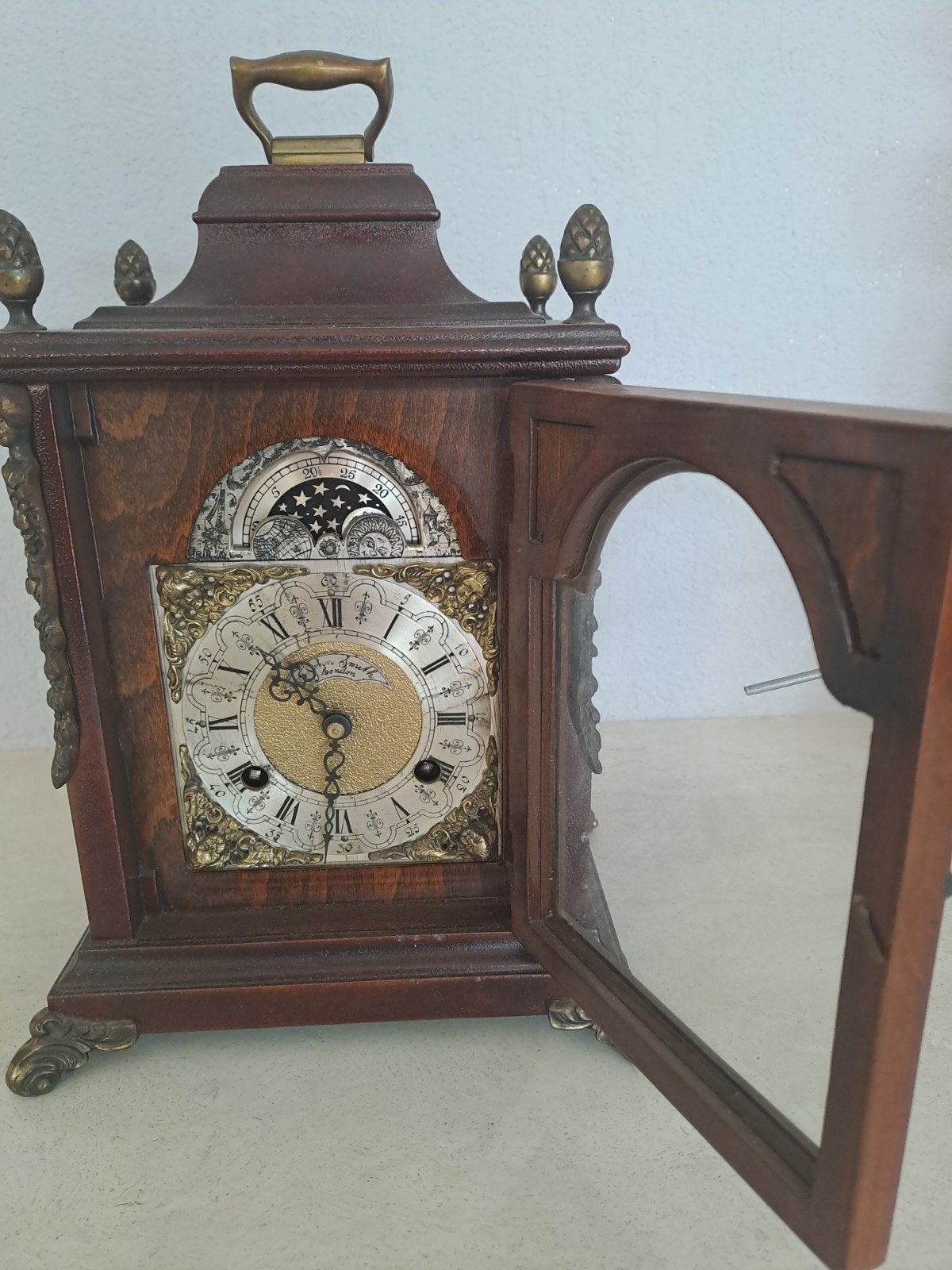 Antieke John Smith London Tafelklok met Maanfase, Antiek en Kunst, Antiek | Klokken, Ophalen