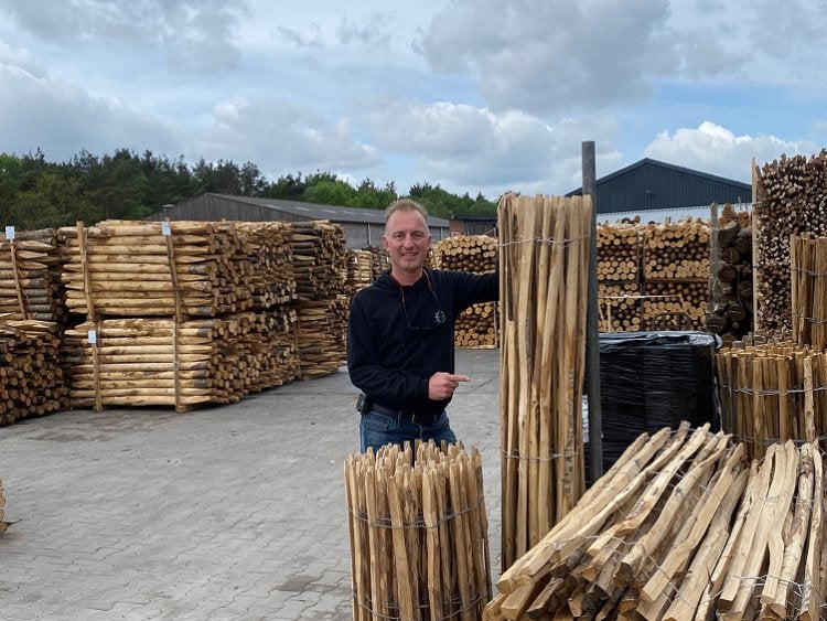 Kastanje palen: scherp geprijsd uit voorraad leverbaar!, Ophalen of Verzenden, Nieuw, 250 cm of meer, Palen