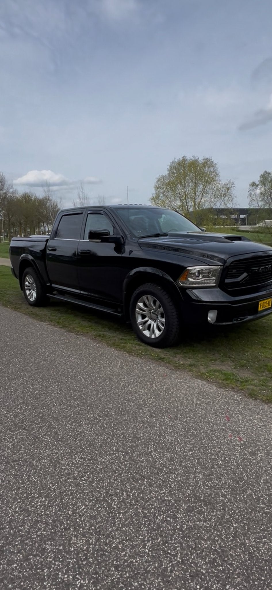 Dodge RAM 2018, LongHorn  en kwalitatief goede Dodge, Automaat, 389 pk, 8 cilinders, 5654 cc