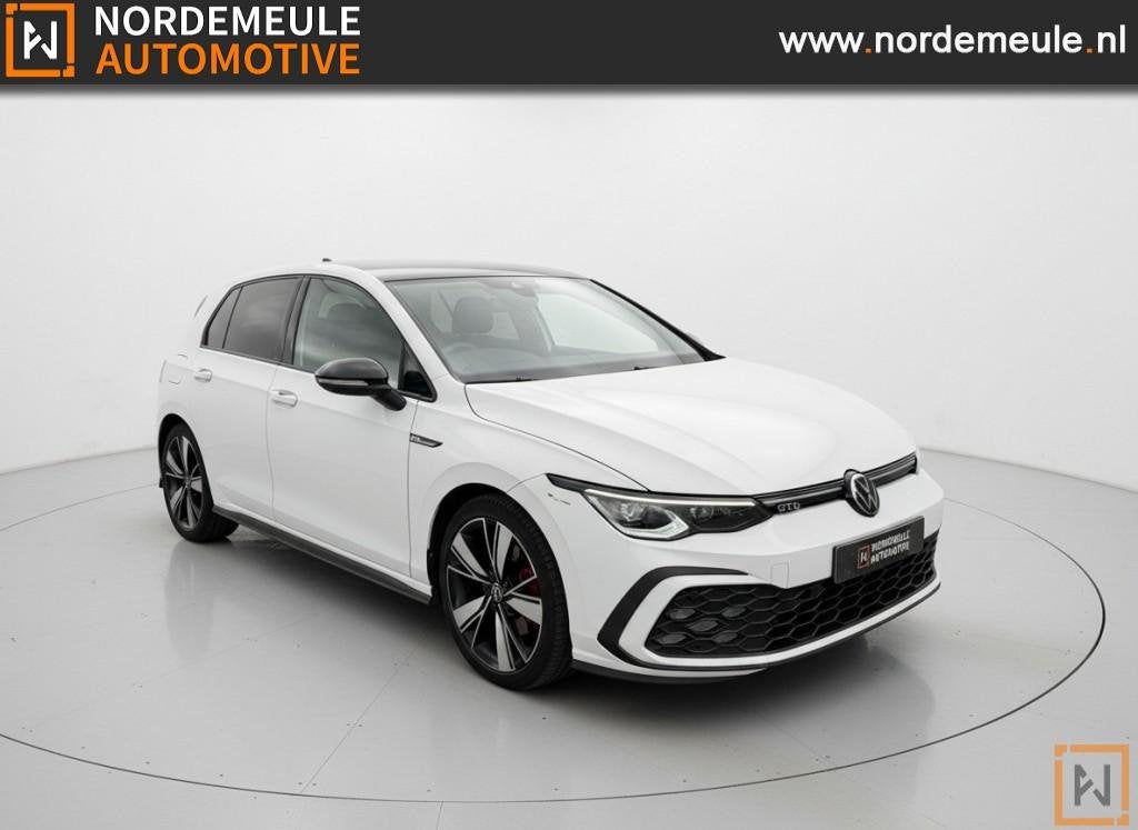 Volkswagen GOLF 2.0 TDI GTD. PANO, CARPLAY, ACC., 730 kg, Gebruikt, Euro 6, 4 cilinders