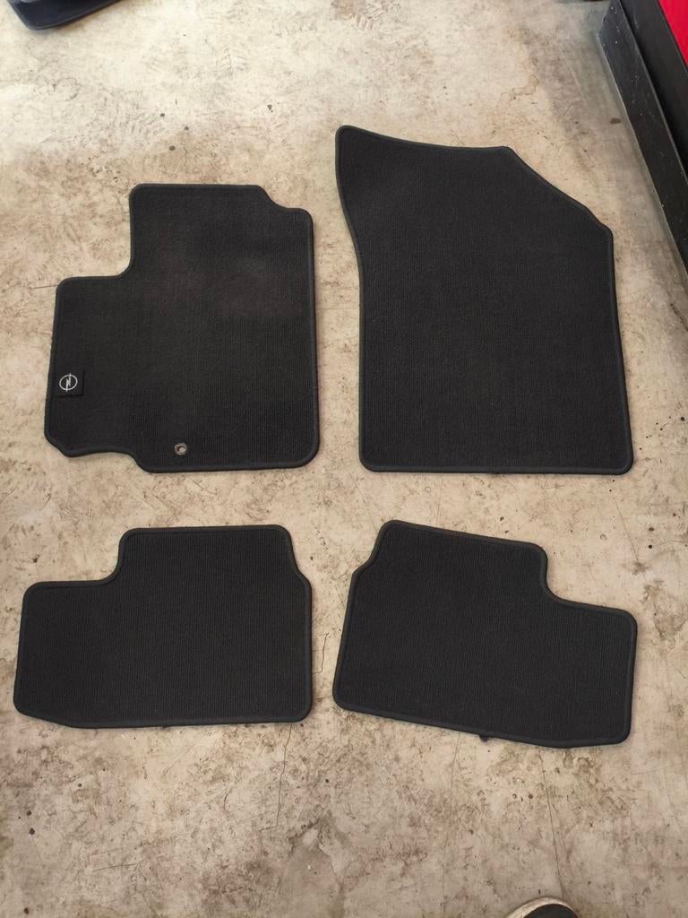 Opel Agila 2013 automatten set, Ophalen of Verzenden, Gebruikt