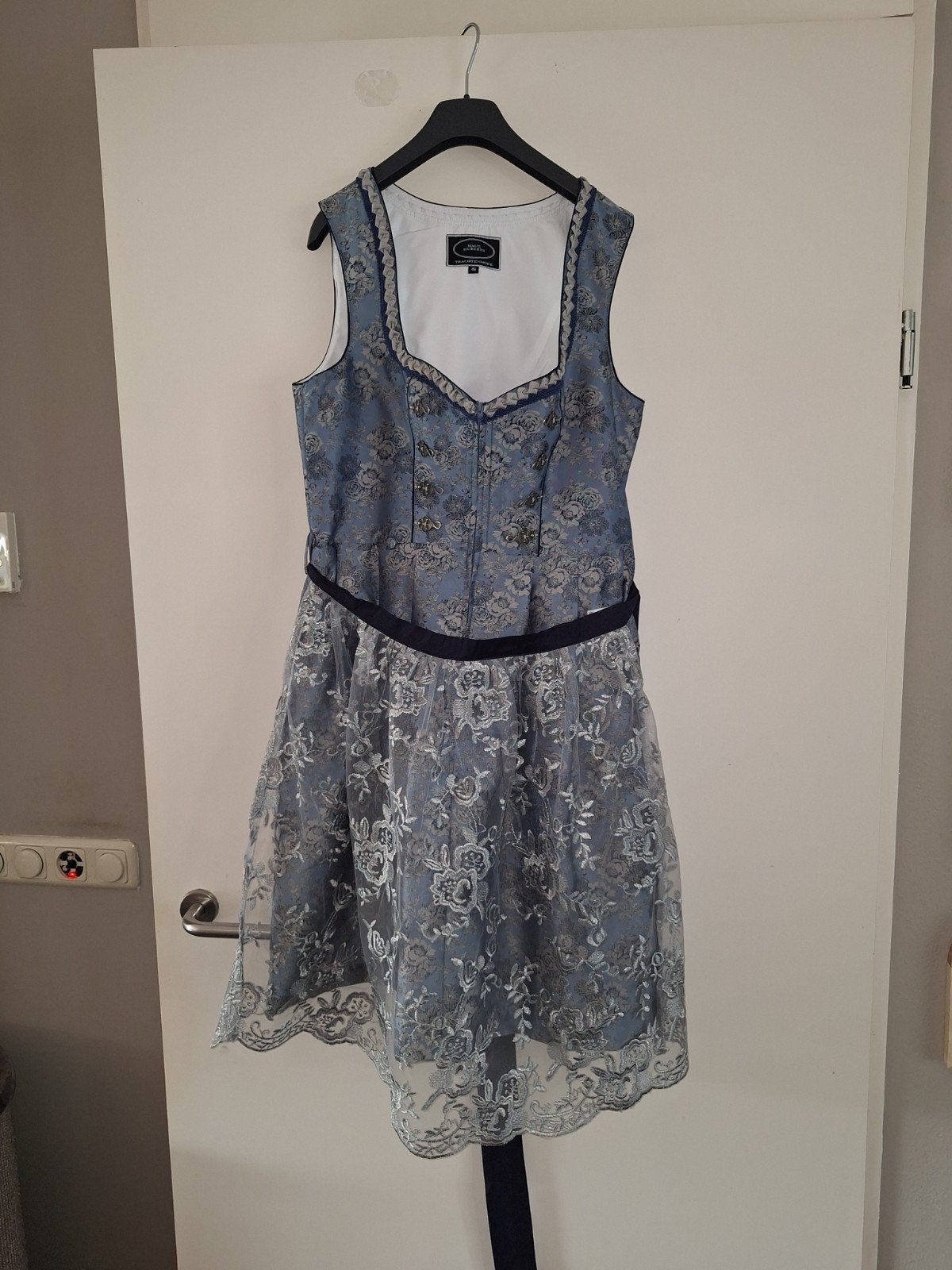 Blauwe Dirndl jurk met kanten rok - maat 46, Maat 46/48 (XL) of groter, Ophalen of Verzenden, Gedragen, Overige thema's