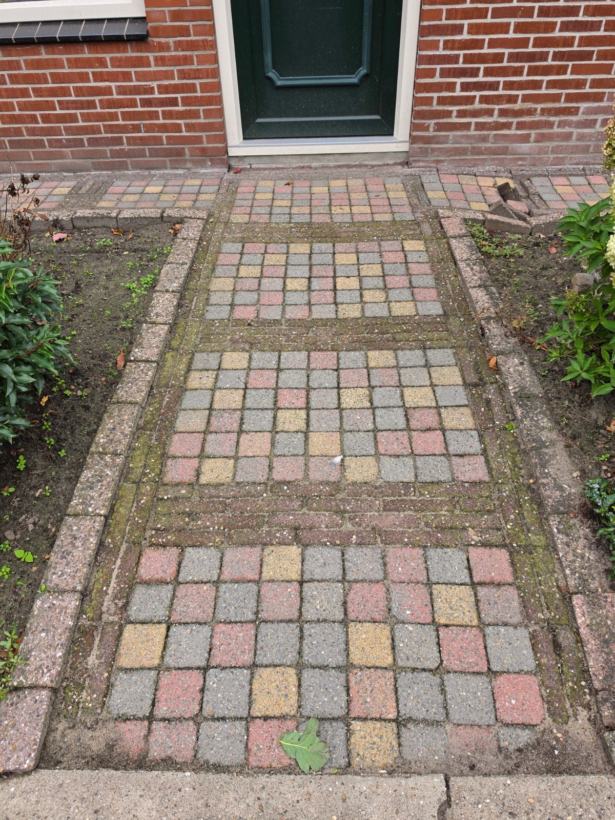 betonnen klinkers/waaltjes voor tuin of oprit, Tuin en Terras, Ophalen, Gebruikt, Klinkers, 5 tot 10 m²
