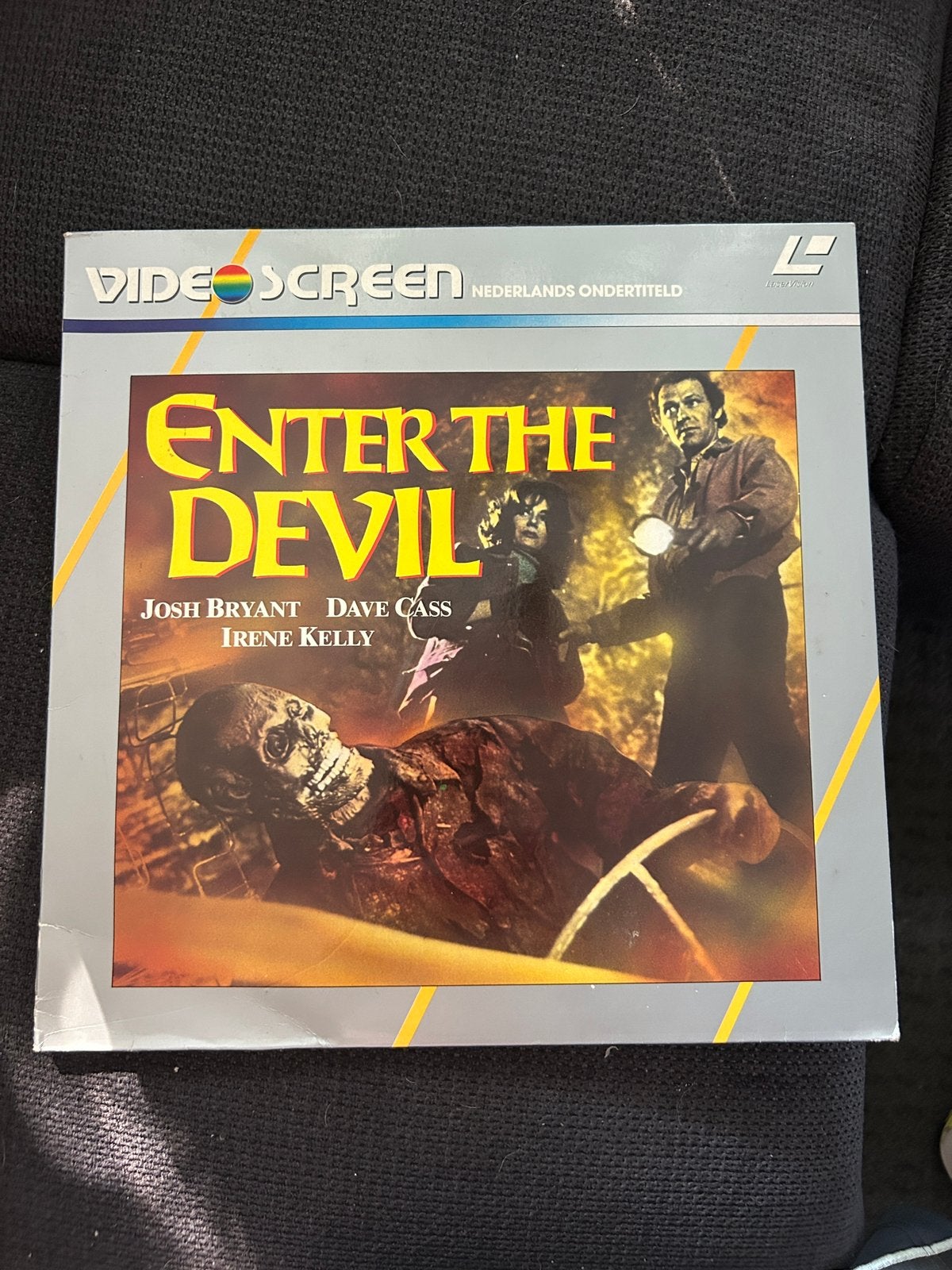 Laserdisc / Laservision film Enter the Devil, Ophalen of Verzenden