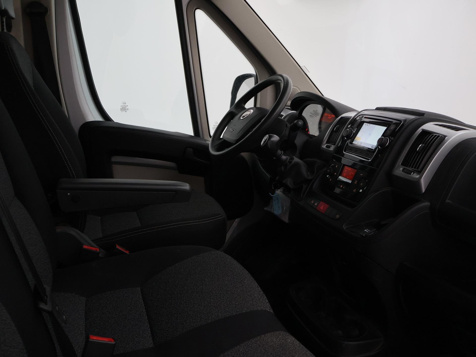 Fiat Ducato 30 2.3 MULTIJET 130 PK L2H1 *83.965 KM* + CAMERA, Auto's, Voorwielaandrijving, Euro 5, Stof, Gebruikt