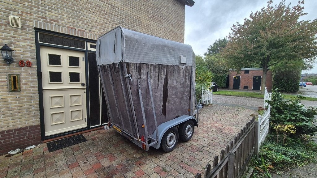 1,5 paards paardentrailer, Dieren en Toebehoren, Ophalen, Gebruikt, Hout, 1½-paards trailer