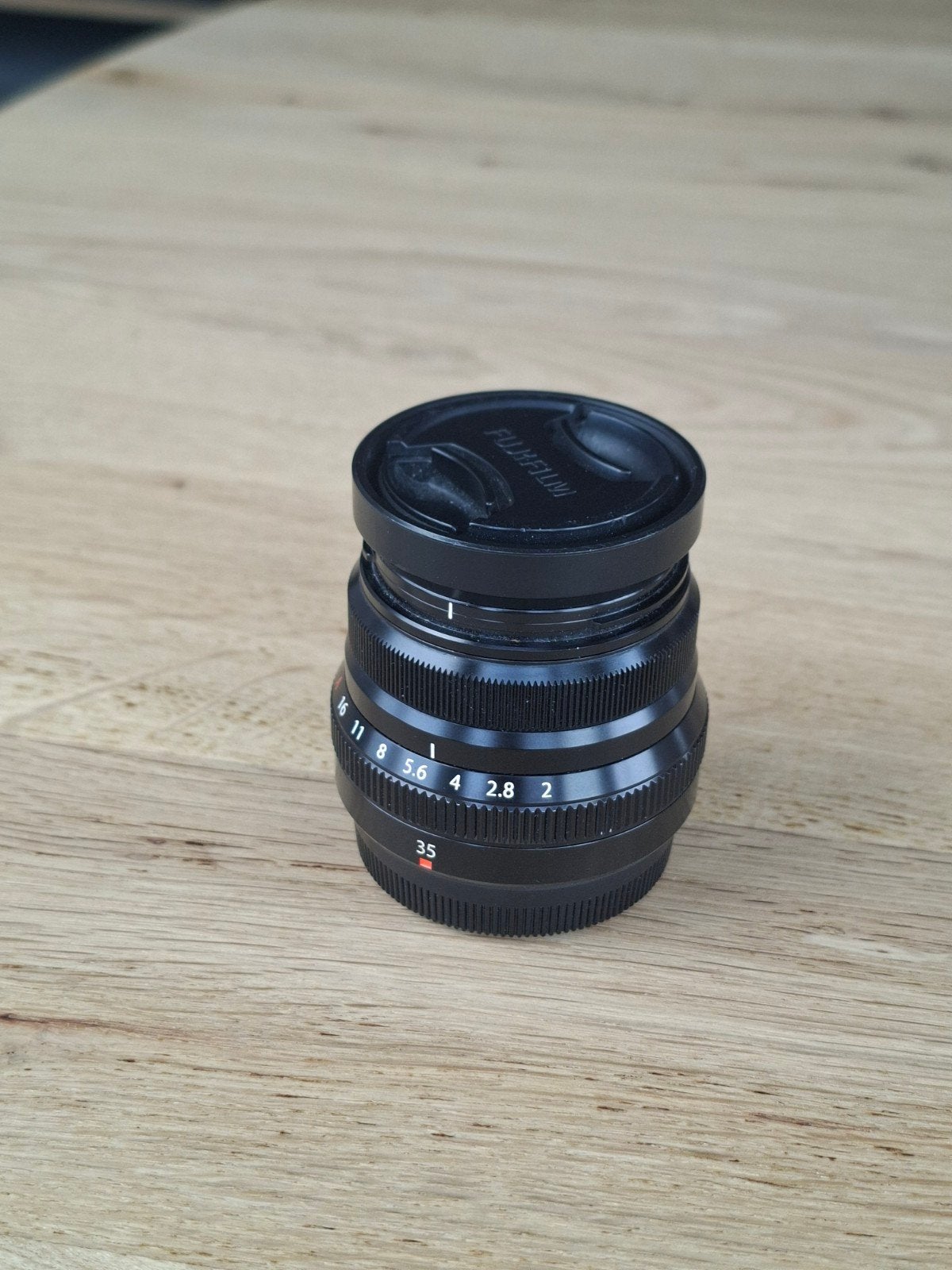 Fujifilm Fujinon XF 35mm F2 R WR Lens, Ophalen of Verzenden, Zo goed als nieuw, Standaardlens