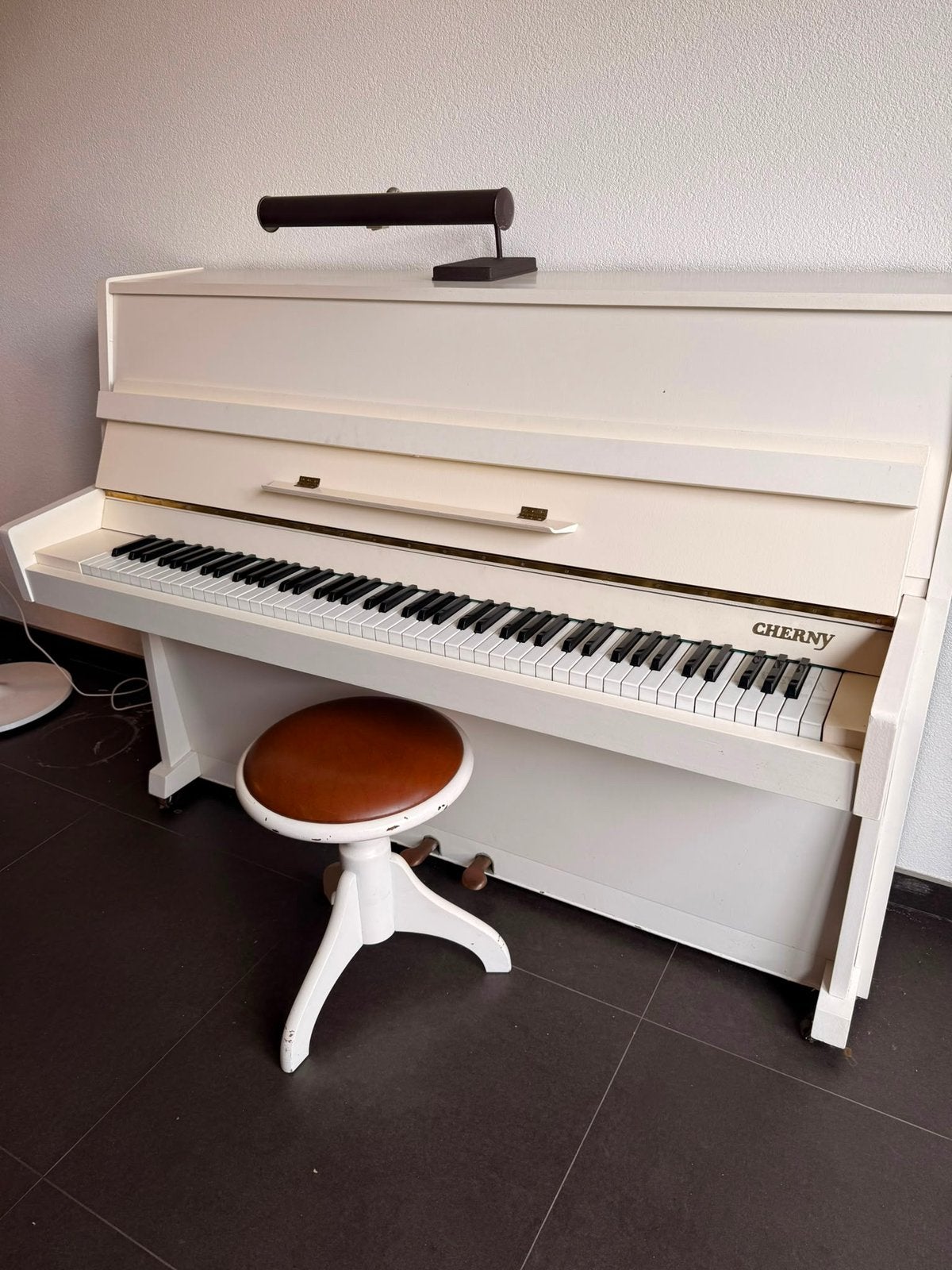 Cherny piano, Muziek en Instrumenten, Piano's, Ophalen, Gebruikt, Wit, Piano