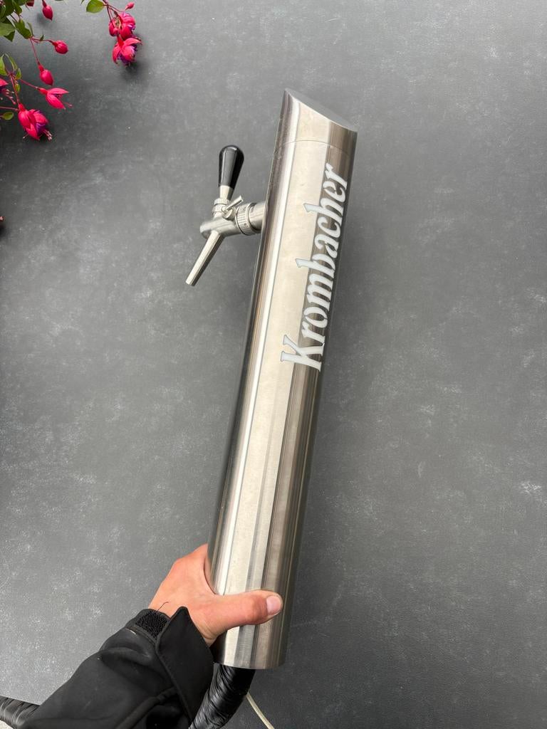 Krombacher tapzuil met verlichting!, Ophalen of Verzenden, Zo goed als nieuw, Overige merken