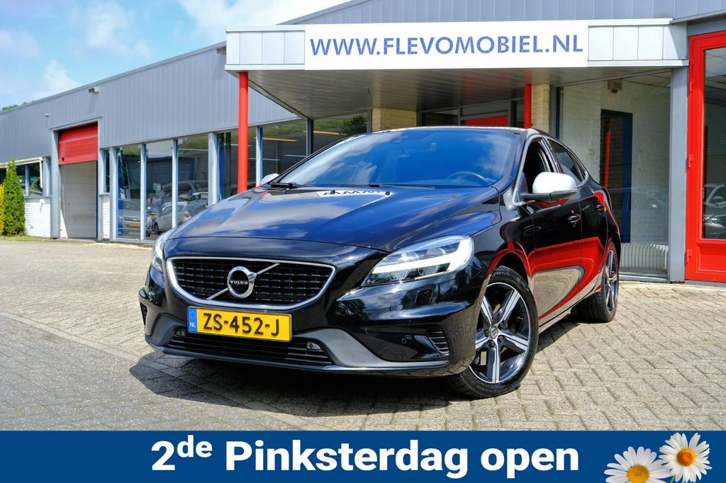 Volvo V40 1.5 T3 Polar+ Sport Aut. Pano|Leder|Nav|DAB|Cam|LM, Auto's, Volvo, Euro 6, 4 cilinders, 700 kg, Automatische klimaatregeling