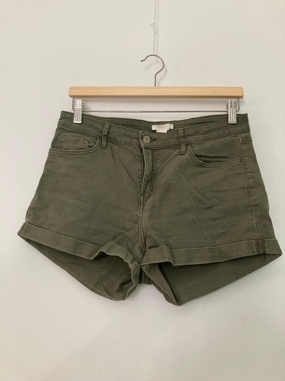 Korte broek H&M maat 38, Ophalen of Verzenden, Zo goed als nieuw, Maat 38/40 (M), Kort