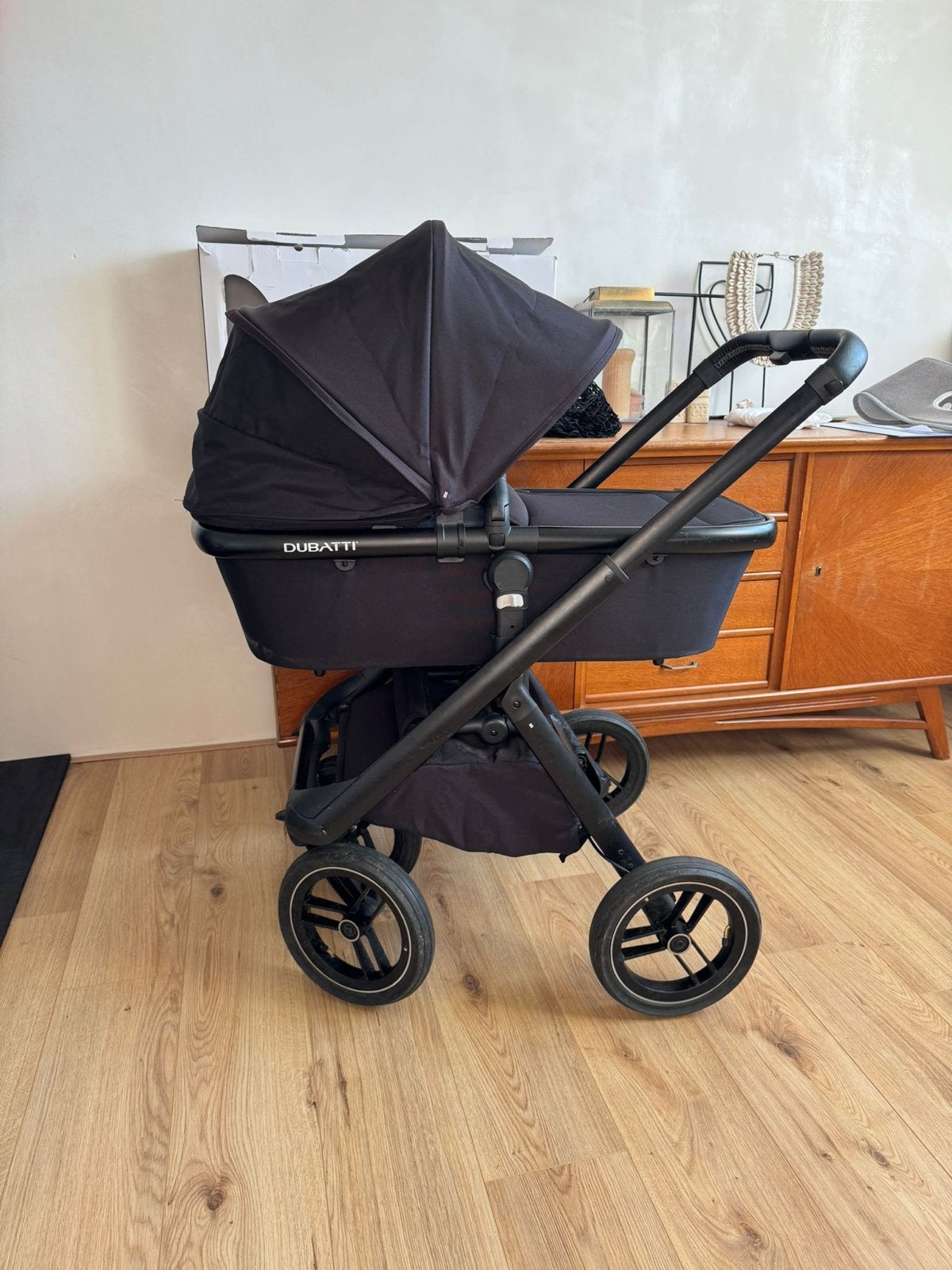 Dubatti One kinderwagen met reiswieg en zitje, Gebruikt, Luchtbanden, Combiwagen, Ophalen