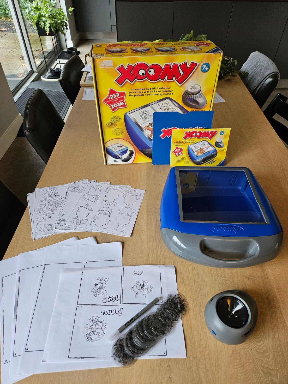 Xoomy tekentafel met zoomfunctie en accessoires, Ophalen of Verzenden, Zo goed als nieuw, Knutselen, Met licht
