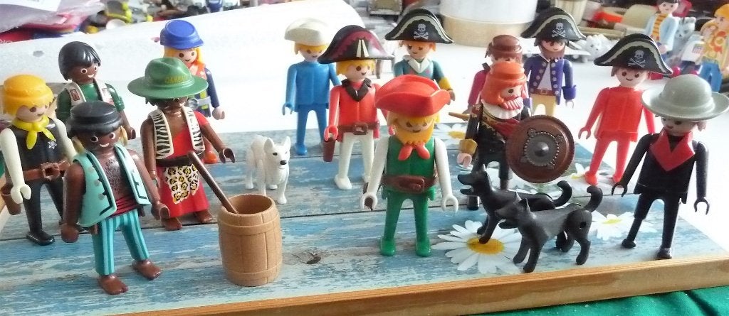 14 PLAYMOBIL POPPETJE WOLF EN 3 HONDEN EN PIRATEN, Fantasy, Zo goed als nieuw, Figuren, Complete set