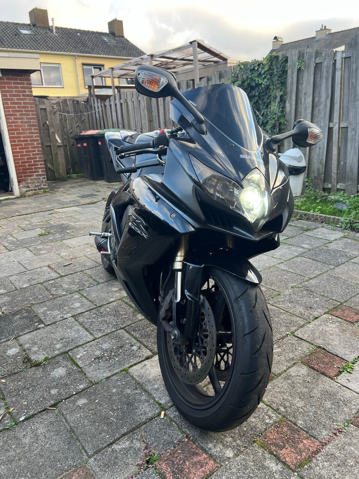Suzuki GSX-R 600 k9 Zwart Sportieve Supersport Quickshifter, Sportuitlaat, 4 cilinders, Motorrijbewijs A, Gebruikt