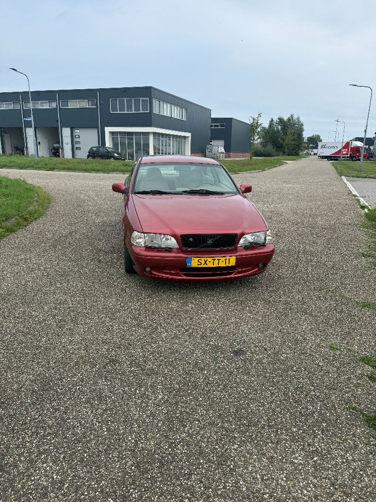 Volvo C70 2.3 T-5 AUT 1998 Rood, Auto's, C70, Beige, 1507 kg, 1600 kg