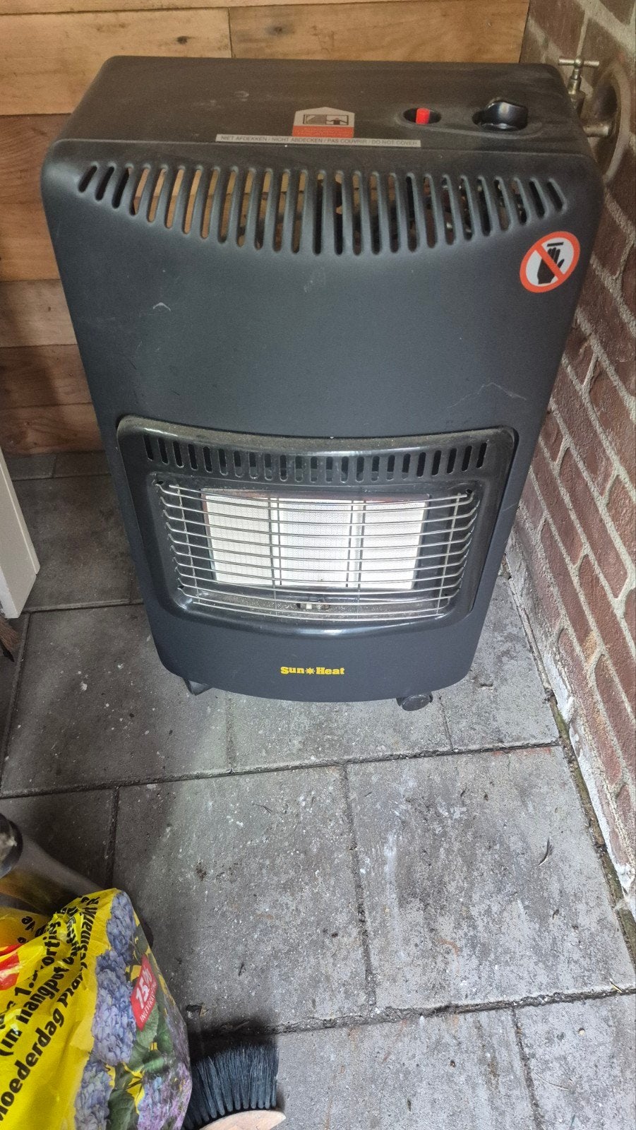 SunHeat Gaskachel - Compact en Efficiënt, Huis en Inrichting, Ophalen, Gebruikt, Gas, Vrijstaand