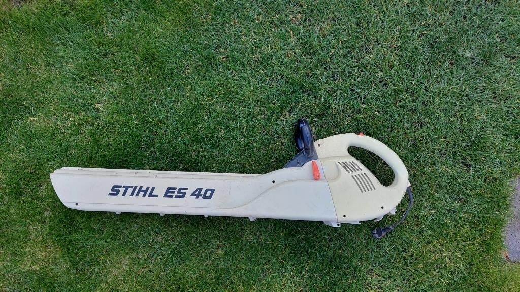 Bladblazer Stihl ES 40, Ophalen, Gebruikt, Met zuigfunctie, Handgedragen