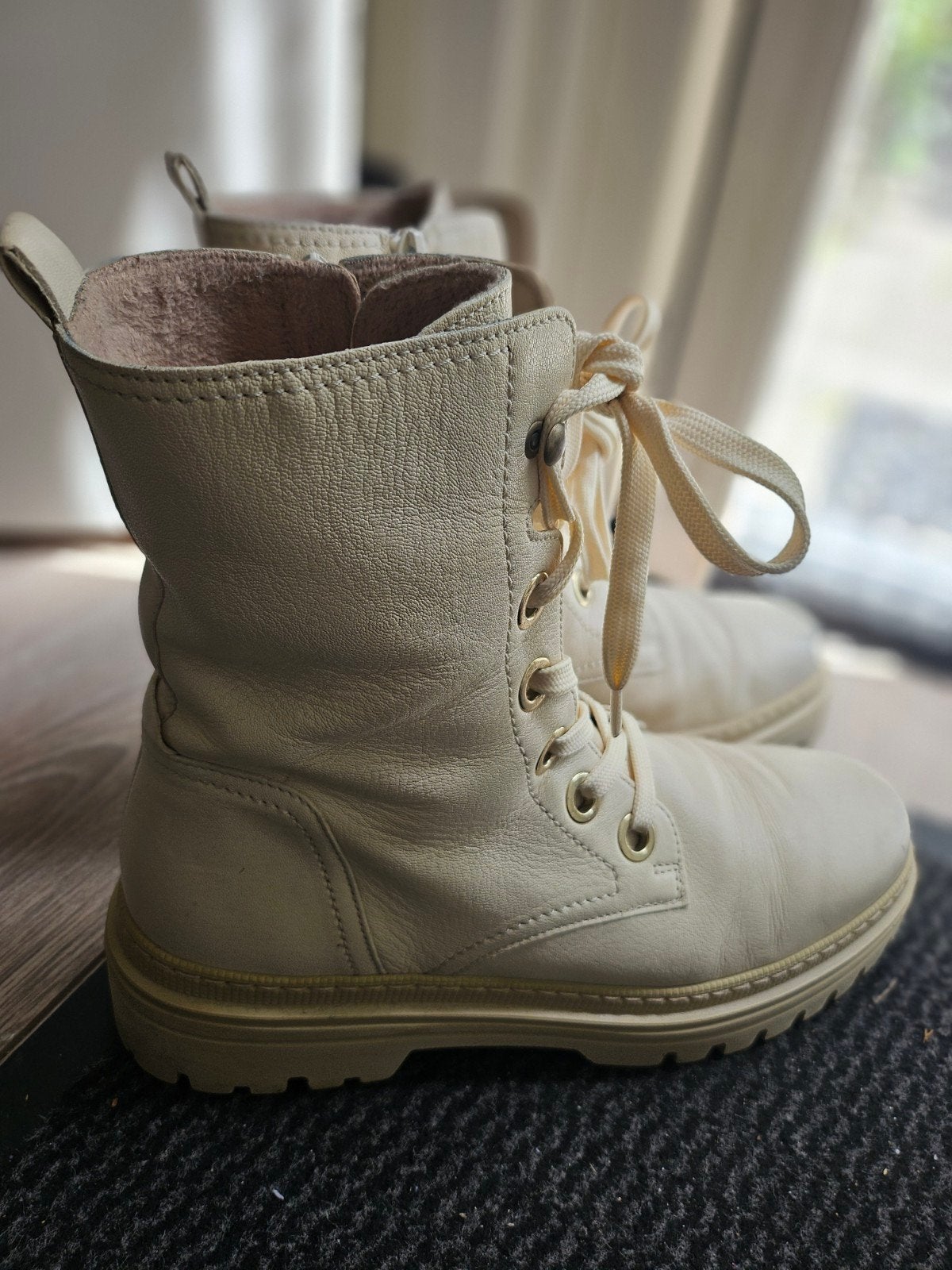 Gabor boots maat 40 met veters en ritssluiting, Kleding | Dames, Schoenen, Ophalen of Verzenden, Zo goed als nieuw, Zwart