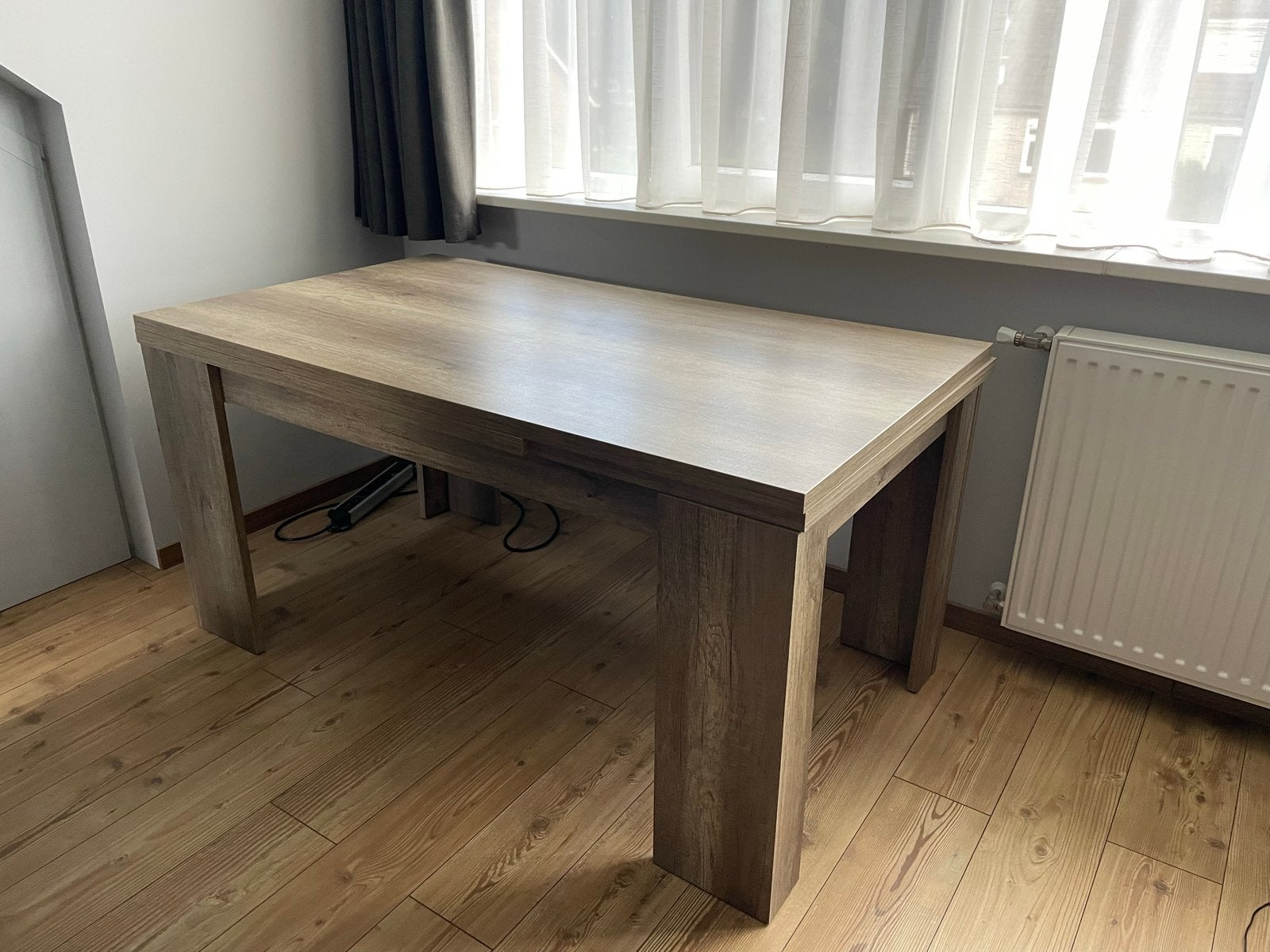 Tafel in eikenhout look, Gebruikt, Vijf personen of meer, 150 tot 200 cm, Rechthoekig